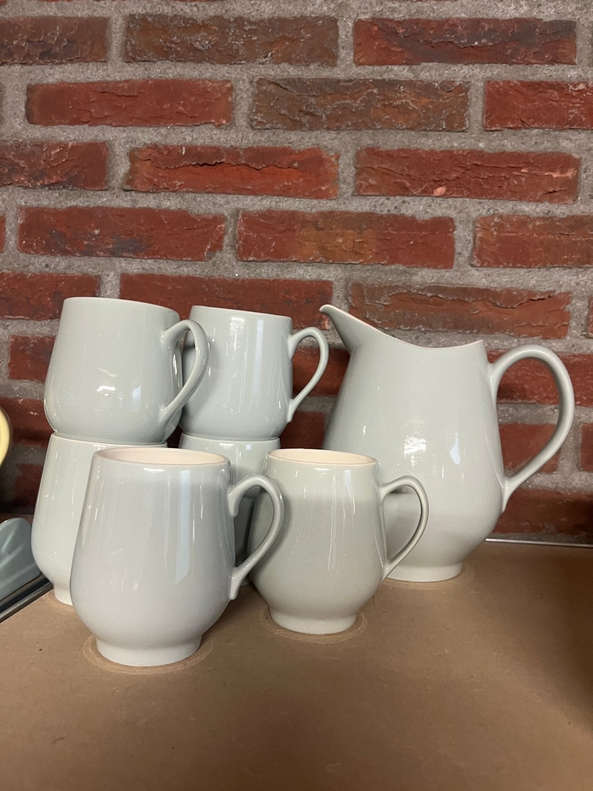 Pastel Regout Melk set. (Grijs), Antiek en Kunst, Antiek | Servies los, Ophalen of Verzenden