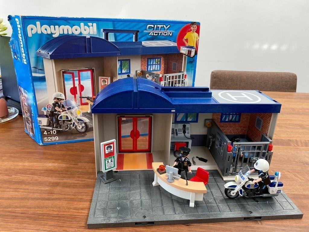 Playmobil City Action Politie bureau 5299, Ophalen of Verzenden, Gebruikt, Complete set