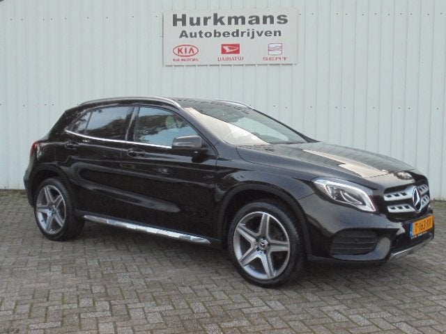 Mercedes GLA-Klasse 180 AUTOMAAT BUSINESS AMG PACK 84.479 KM, Automaat, Dealer onderhouden, Gebruikt, 4 cilinders