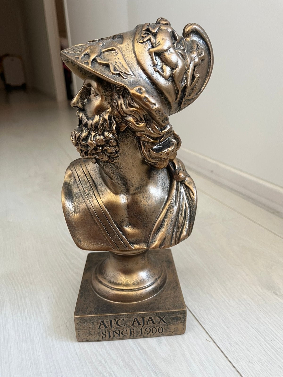Ajax brons/goud borstbeeld, Verzamelen, Beelden en Beeldjes, Ophalen of Verzenden, Nieuw, Overige typen
