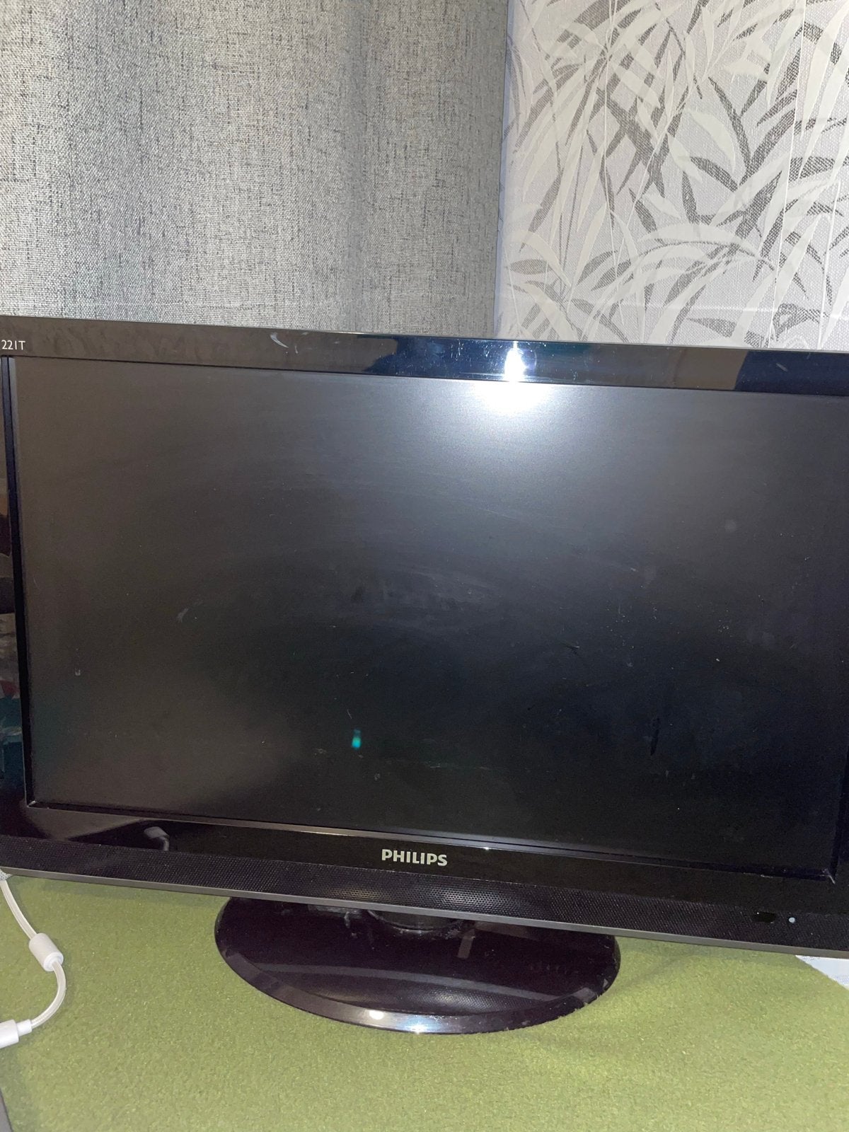 Foto 3 van Philips 221T1 TV Monitor - 55 cm (22 inch)