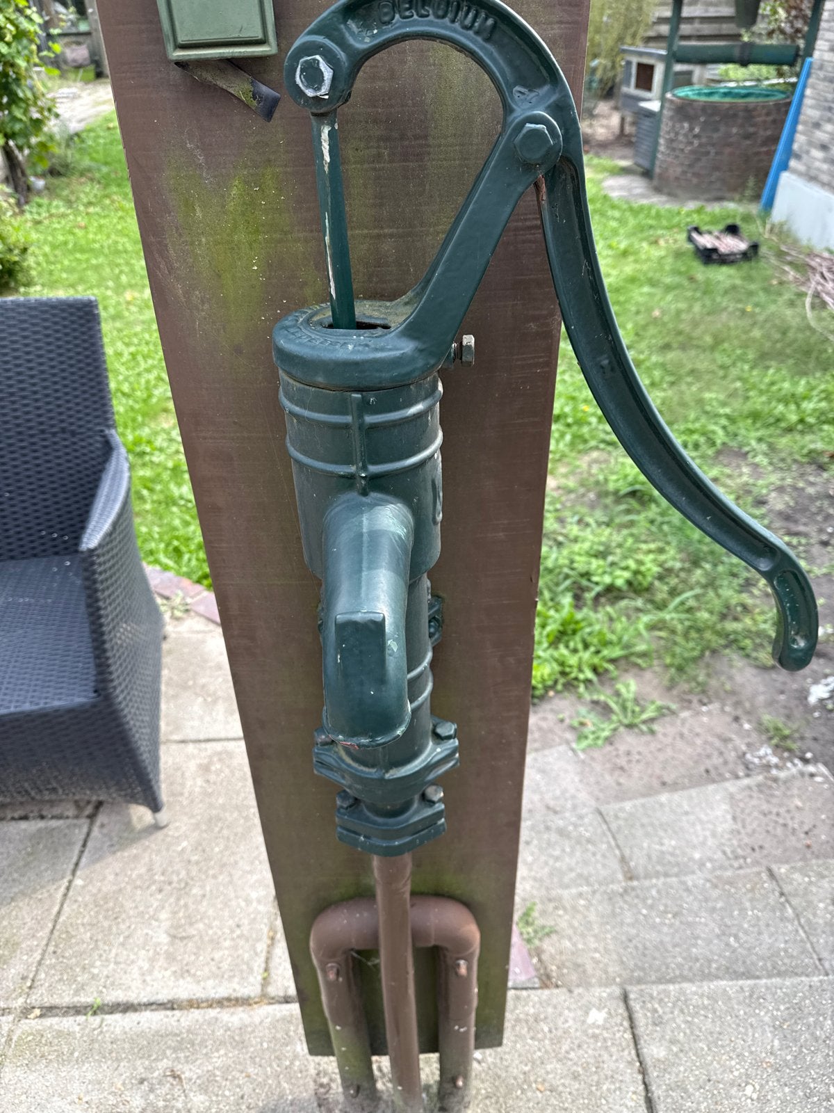 Vintage gietijzeren waterpomp - Decoratief, Ophalen, Gebruikt