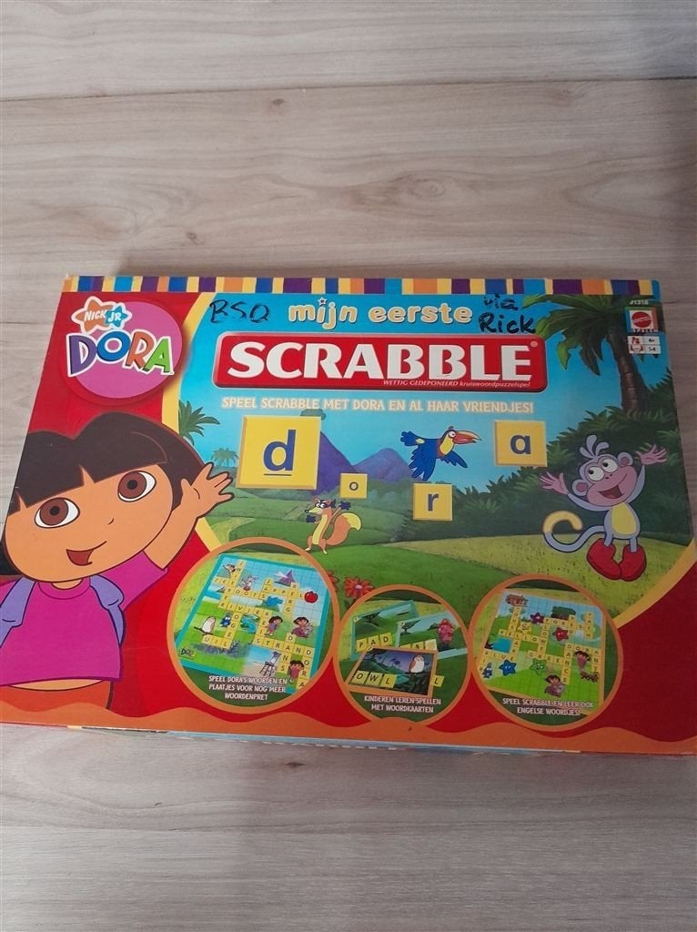 mijn eerste scrabble dora Mattel [s1019], Hobby en Vrije tijd, Gezelschapsspellen | Bordspellen, Verzenden, Zo goed als nieuw