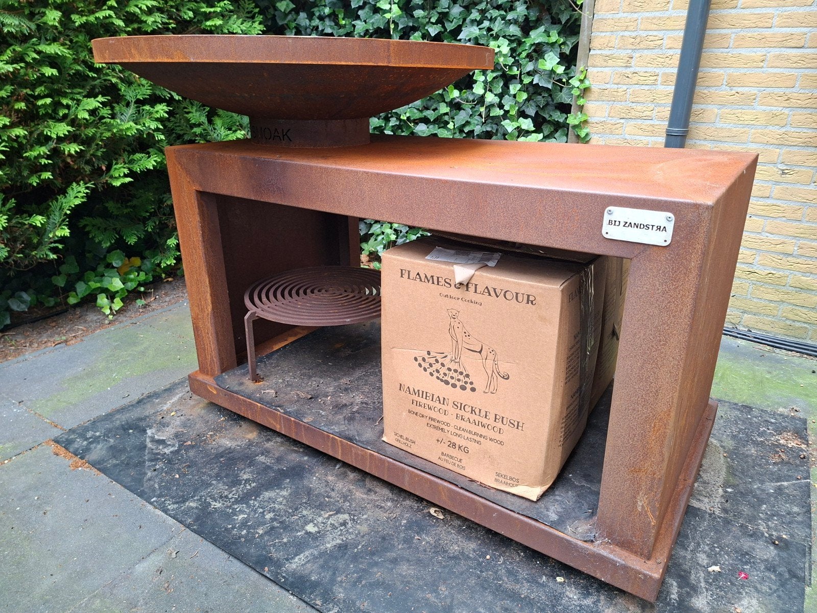 BBQ / Grill / Vuurkorf van cortenstaal Ofyr, Ophalen, Gebruikt