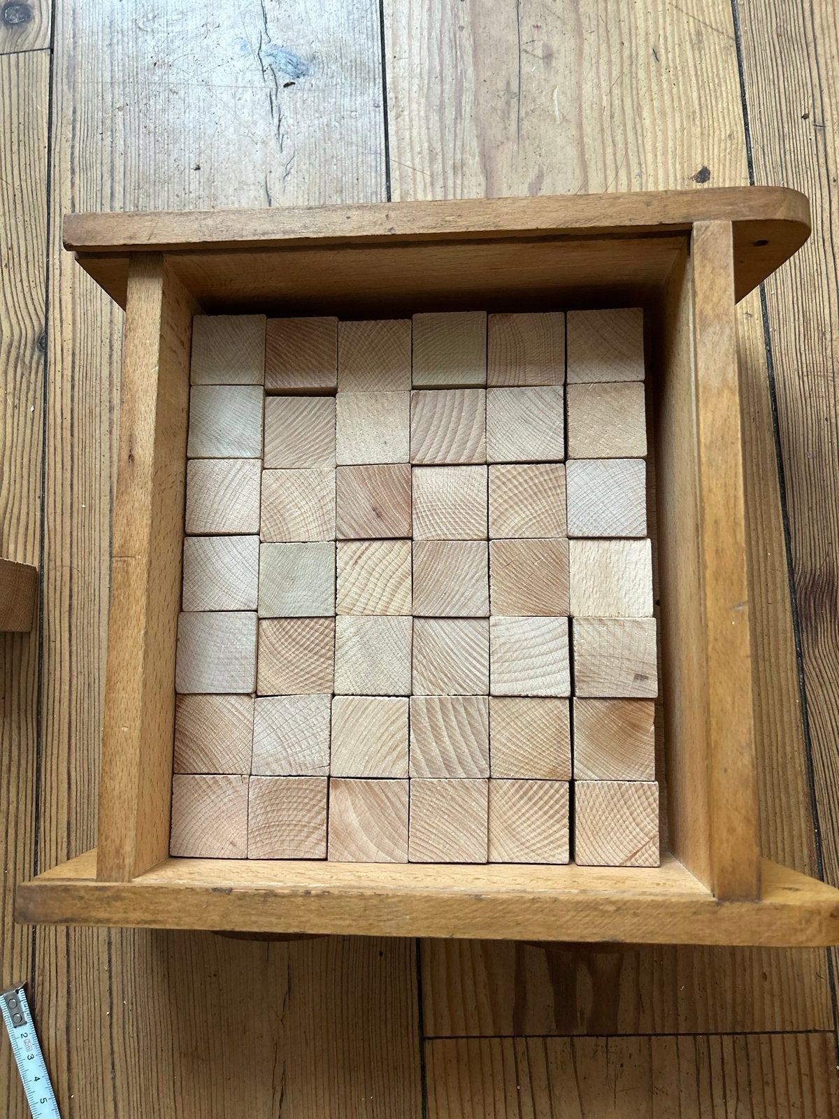 Vintage tangram houten bouwblokken en puzzels in kar, Ophalen of Verzenden, Gebruikt, Bouwen