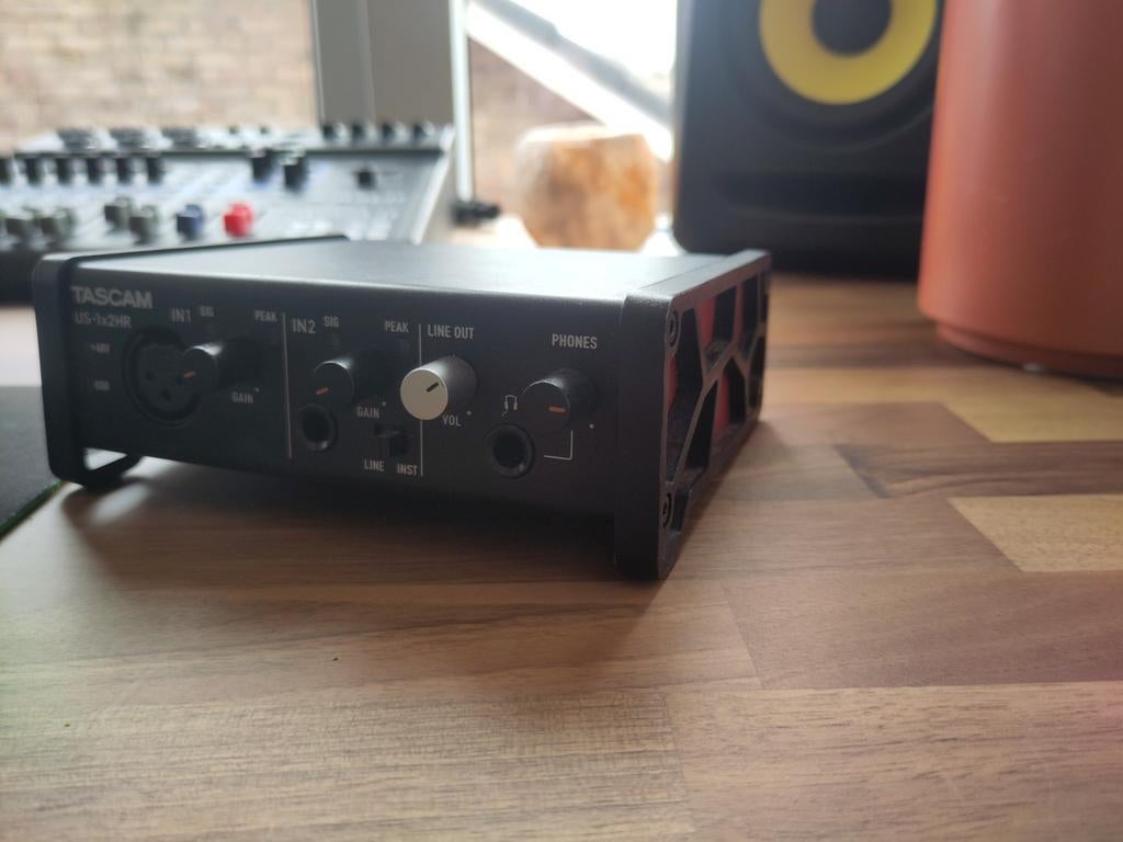 Tascam US-1x2HR 2x2 Audio Interface, Muziek en Instrumenten, Ophalen of Verzenden, Zo goed als nieuw