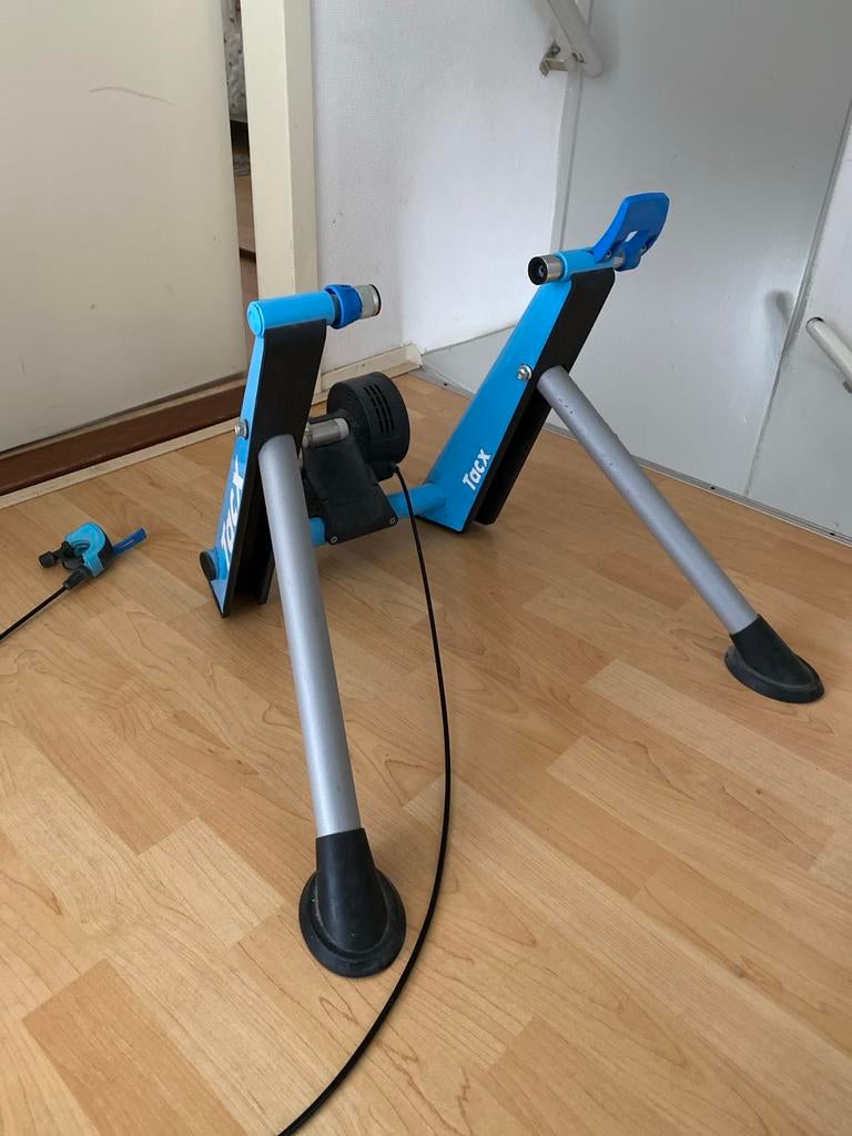 Tacx fietstrainer met trainerband MTB 26, Gebruikt, Overige typen, Staal, Ophalen of Verzenden