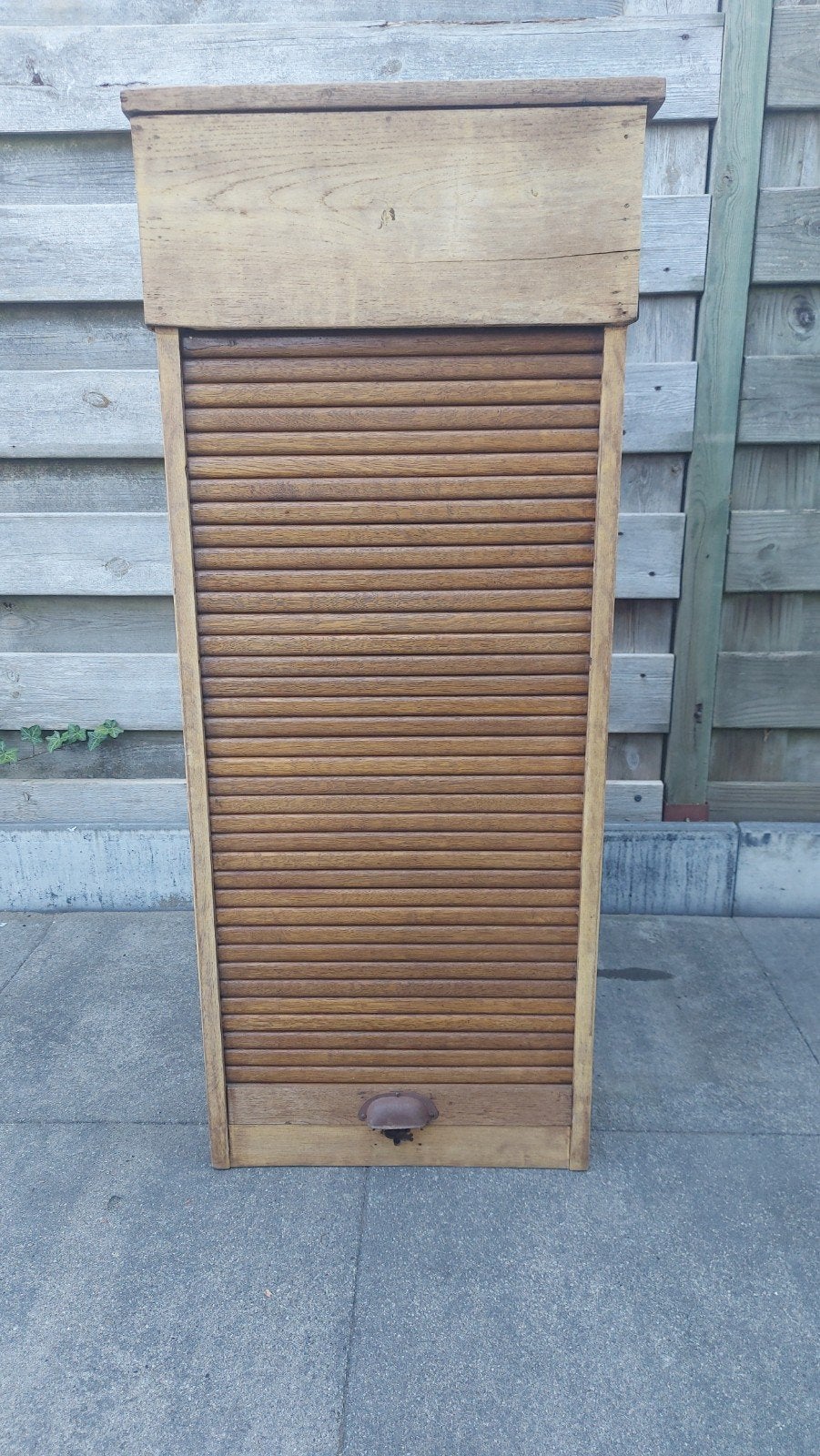 prachtige vintage eiken roldeurkast/rolluikkast/archiefkast, Ophalen