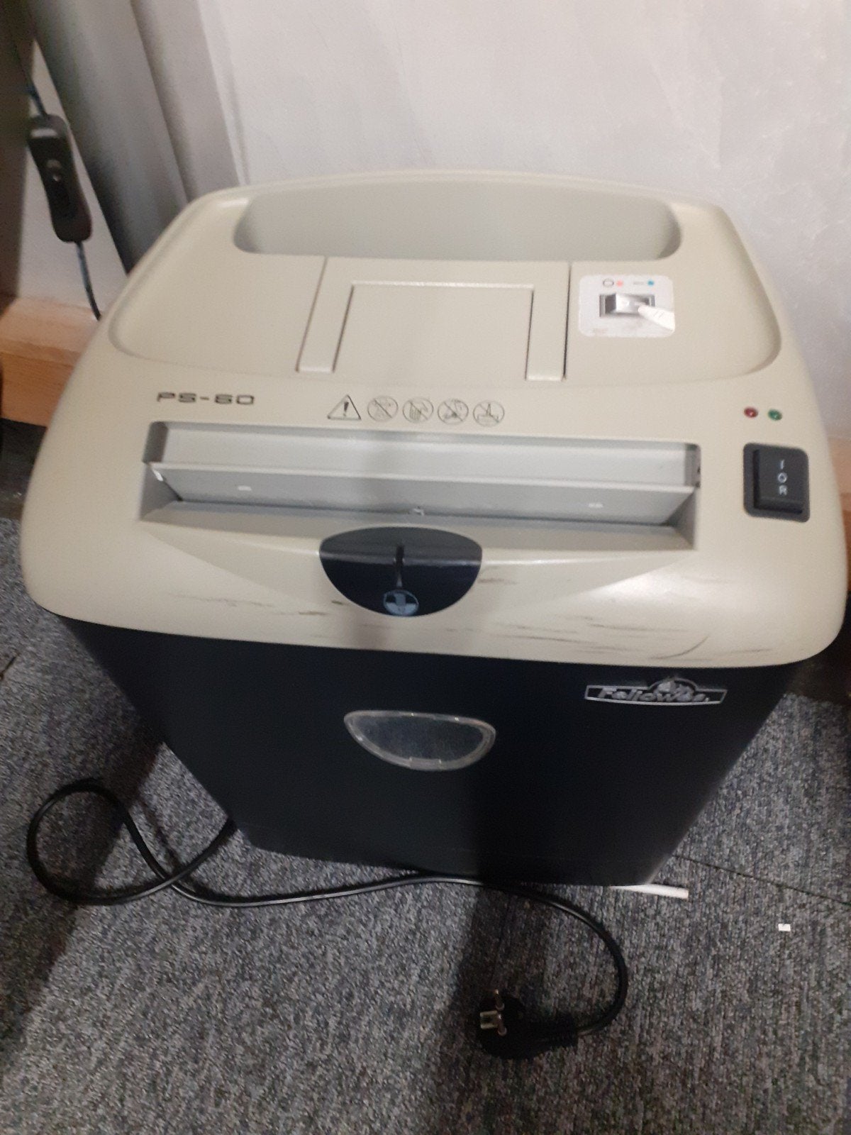 Fellowes PS-60 papierversnipperaar, Diversen, Bureau-accessoires, Ophalen of Verzenden, Gebruikt