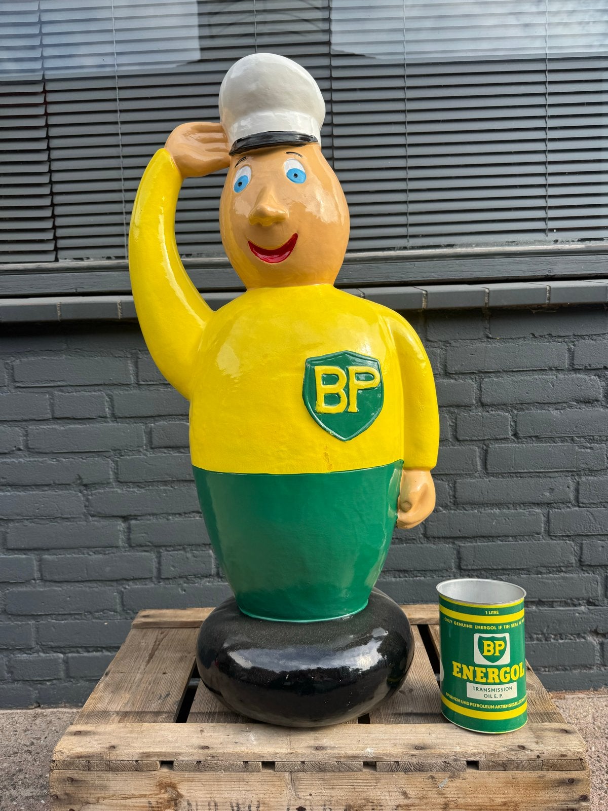 Groot BP Energol man beeld - Reclamebeeld, Ophalen, Gebruikt, Reclamebord