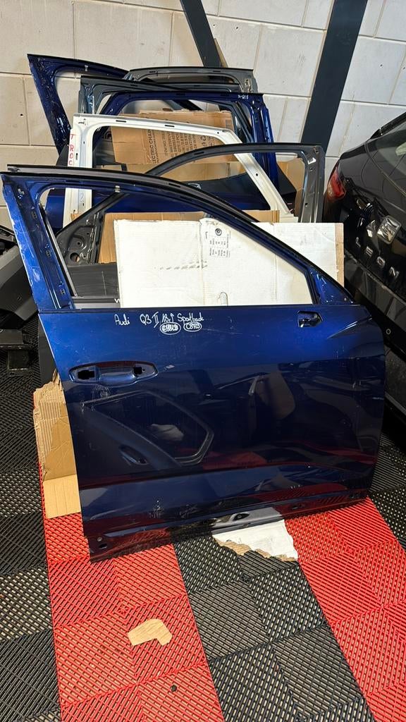 Audi q3 Sportback Portier rechts voor deur, Ophalen of Verzenden