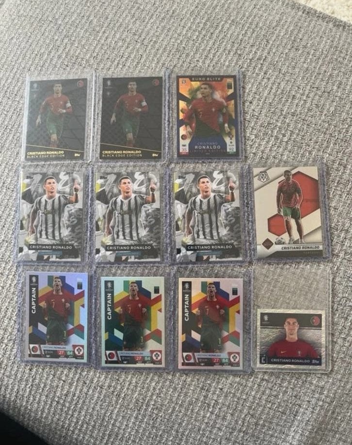 11 x Cristiano Ronaldo Topps en Panini, Ophalen of Verzenden, Zo goed als nieuw, Buitenlandse clubs, Poster, Plaatje of Sticker