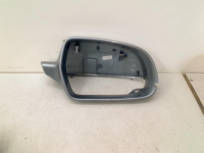 Spiegelkap Rechts Audi A4 Avant (B8) 2013 8F0857528, Gebruikt, Auto-Union-Straße  1, Ingolstadt 85057, , Duitsland, Info@audi.de