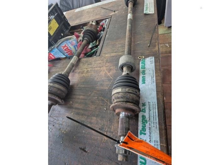 Aandrijfas rechts-voor van een Suzuki Swift, Auto-onderdelen, Gebruikt, -, -, -