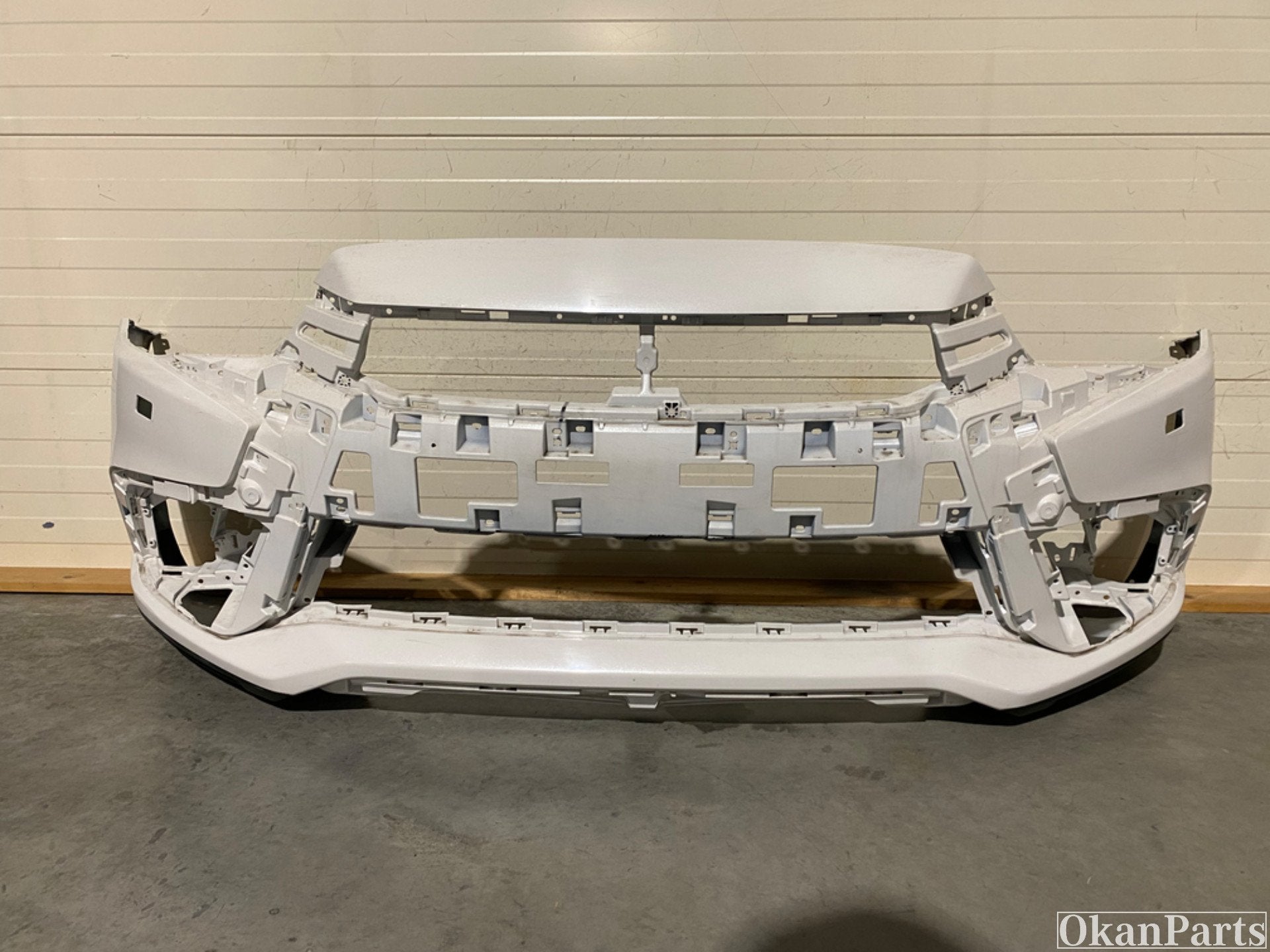 Mitsubishi ASX Voorbumper 6400J025ZZ, Gebruikt, Voor, Ophalen of Verzenden, Mitsubishi
