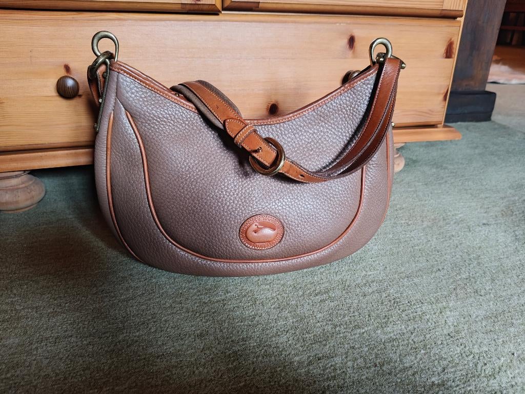 Vintage handtas Dooney and Bourke All Weather leder Taupe, Ophalen of Verzenden, Zo goed als nieuw, Bruin, Handtas