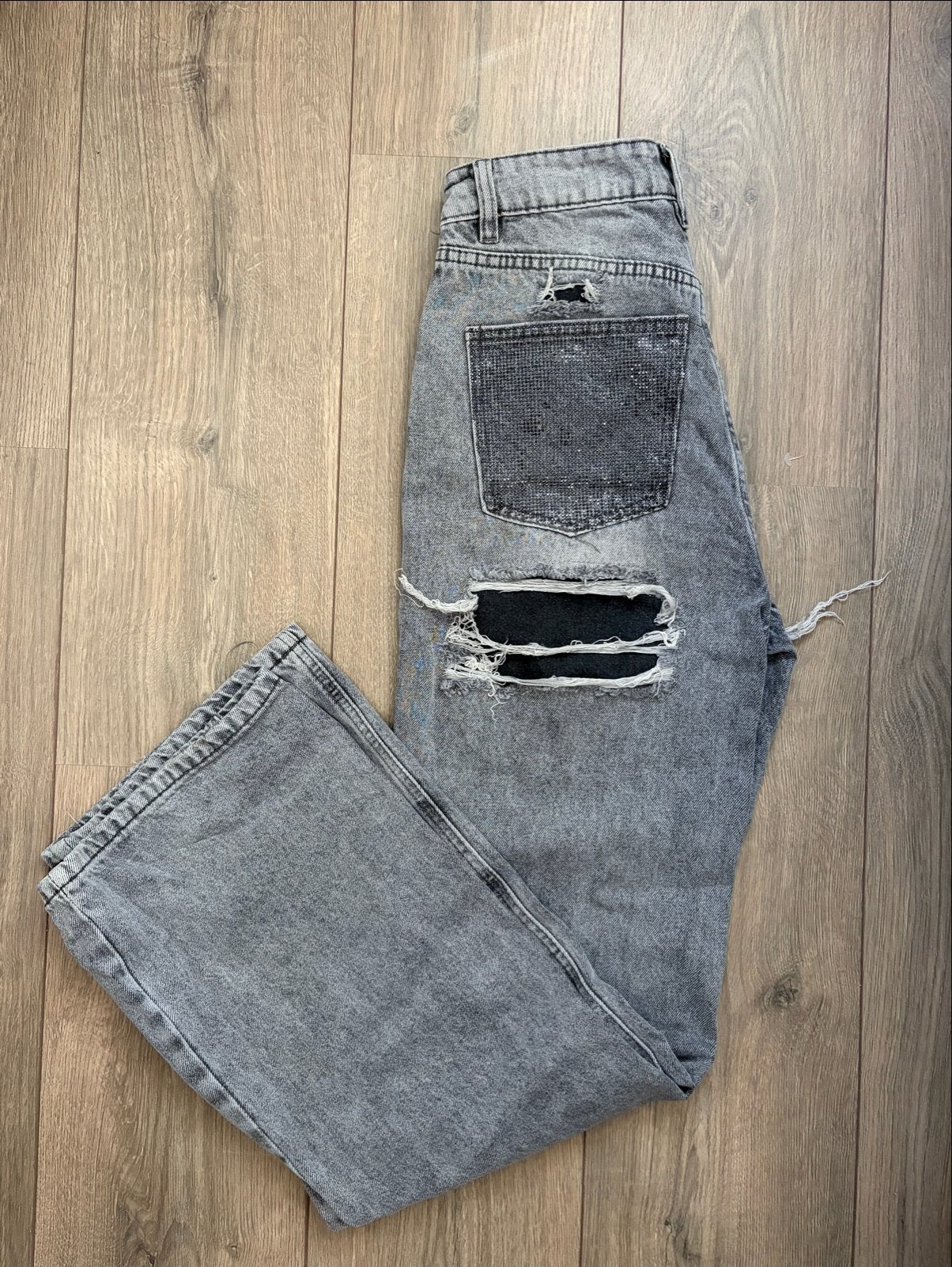 Laulia grijze distressed jeans met strass, maat 34, Ophalen, Gedragen, Grijs, W27 (confectie 34) of kleiner