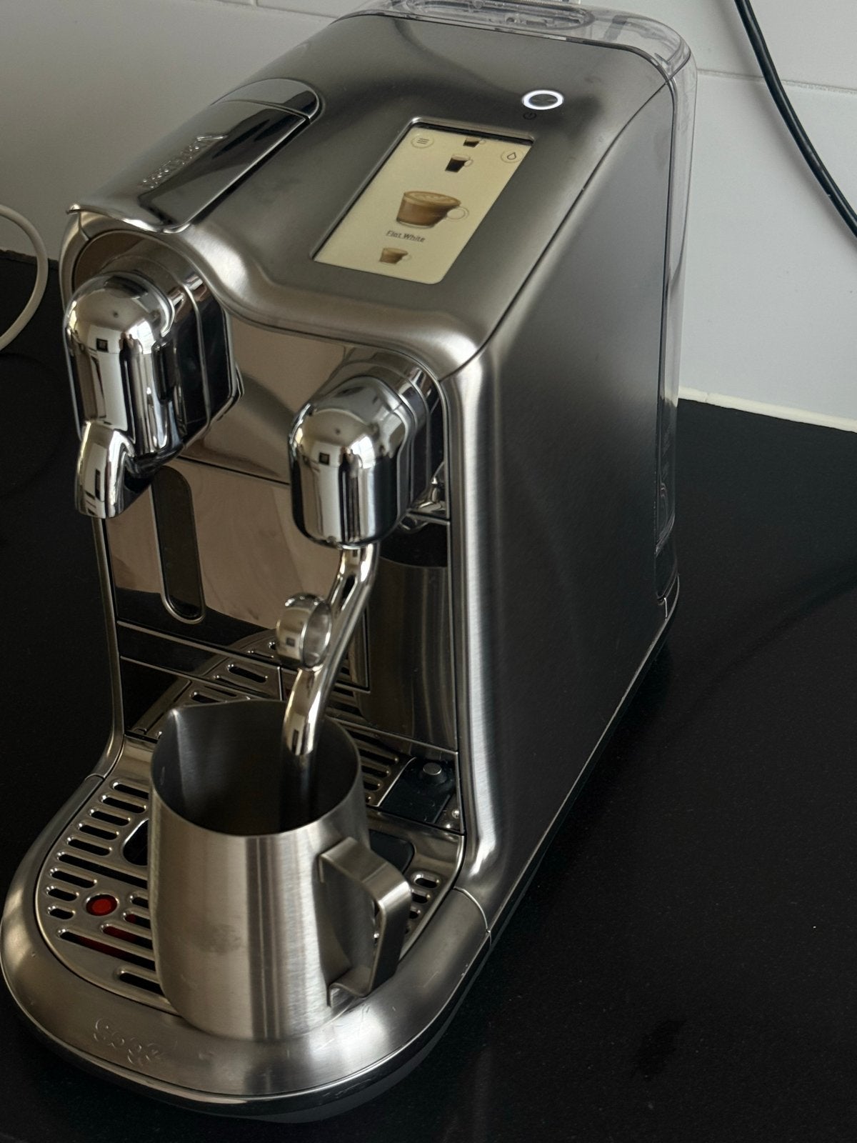 Zo goed als nieuwe Nespresso Creatista Plus