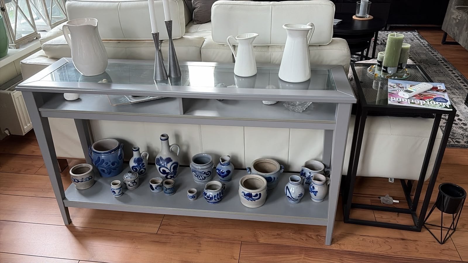 IKEA Sidetable met glazen blad - Grijs, Ophalen, Gebruikt, 100 tot 150 cm, Overige houtsoorten