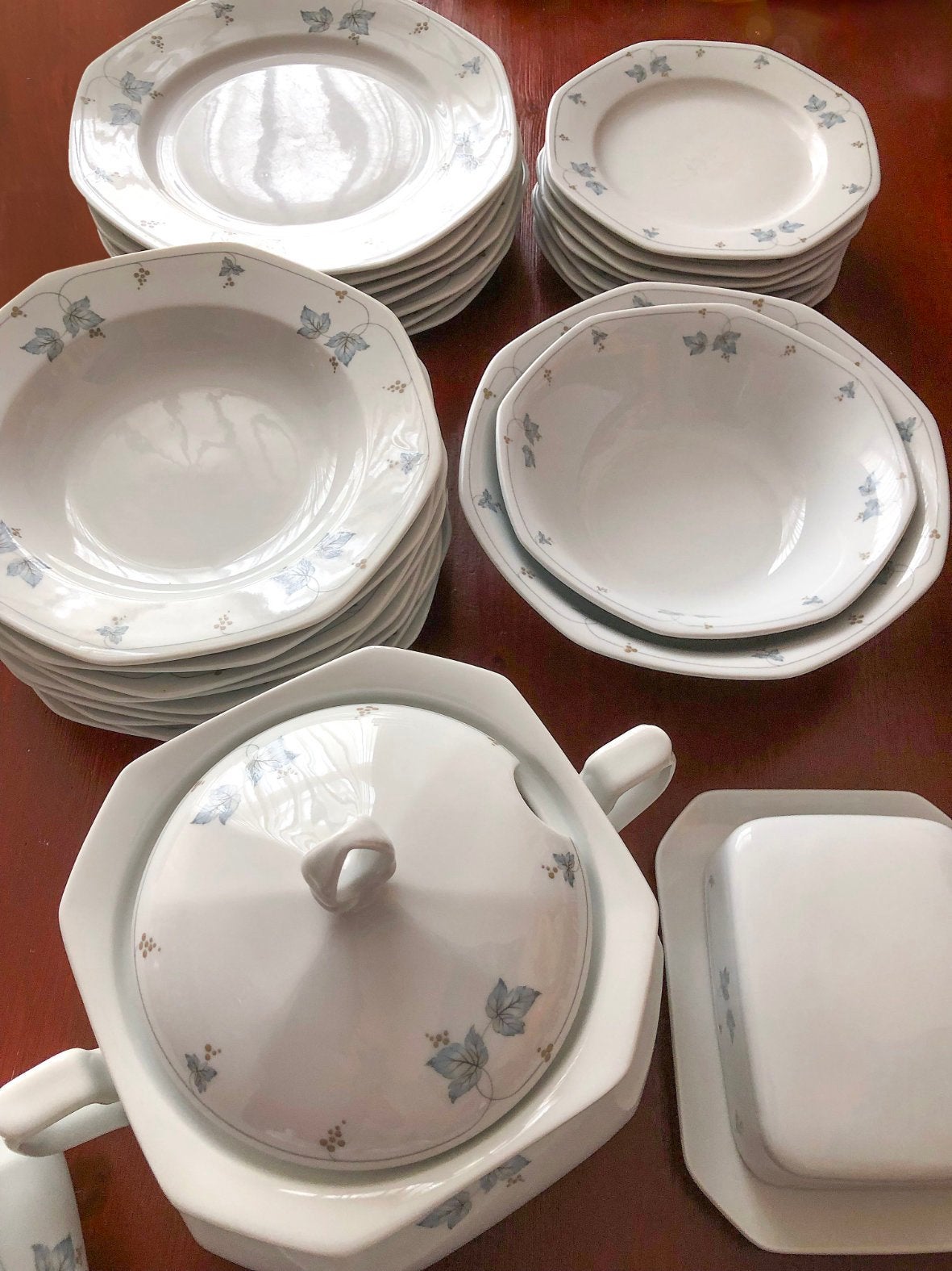 Uitgebreid wit servies van Seltmann Weiden, Ophalen