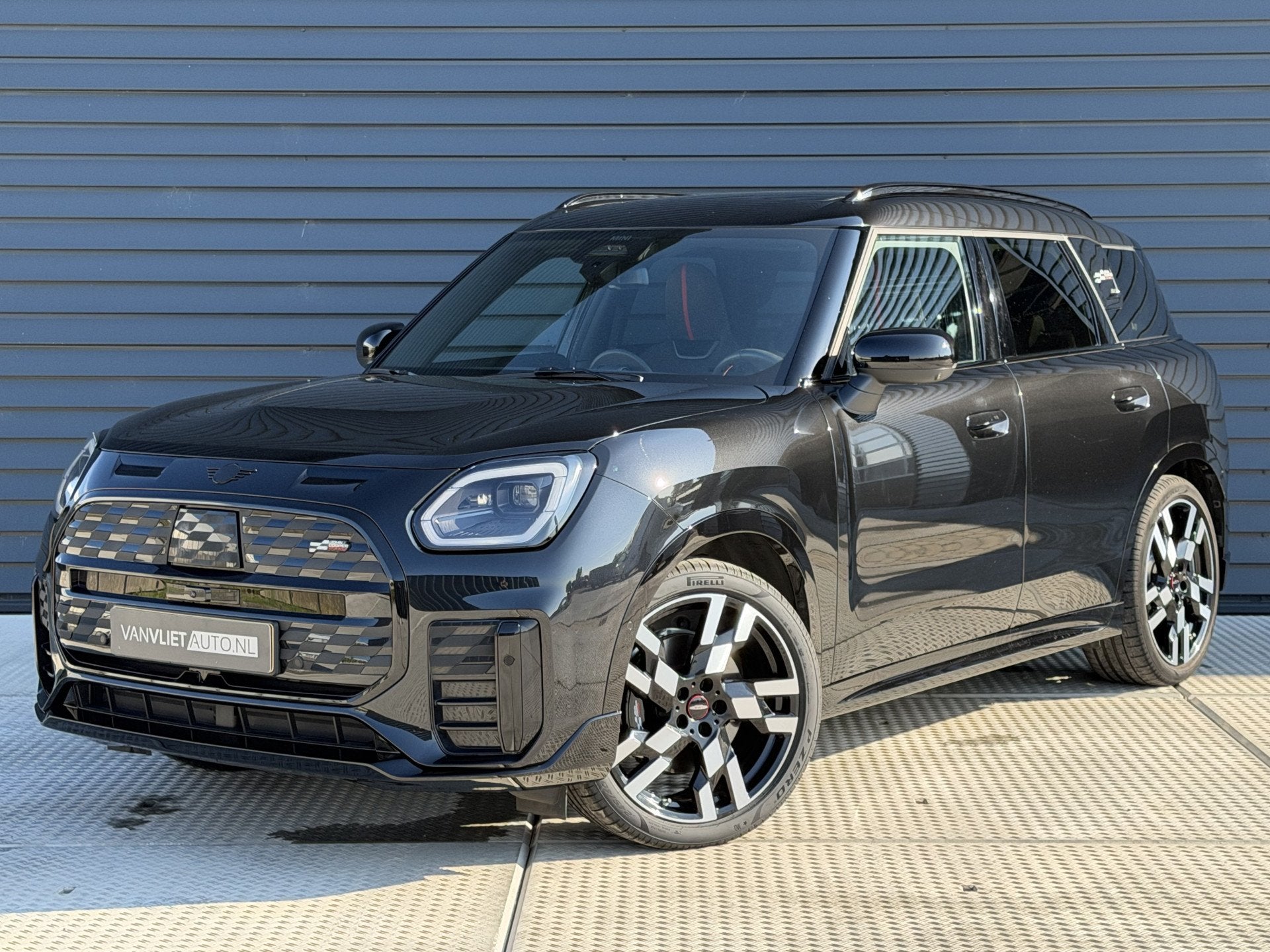 MINI Countryman SE ALL4 John Cooper Works L 66.5 kWh | 360 C, Auto's, Automaat, Gebruikt, Zwart, Countryman
