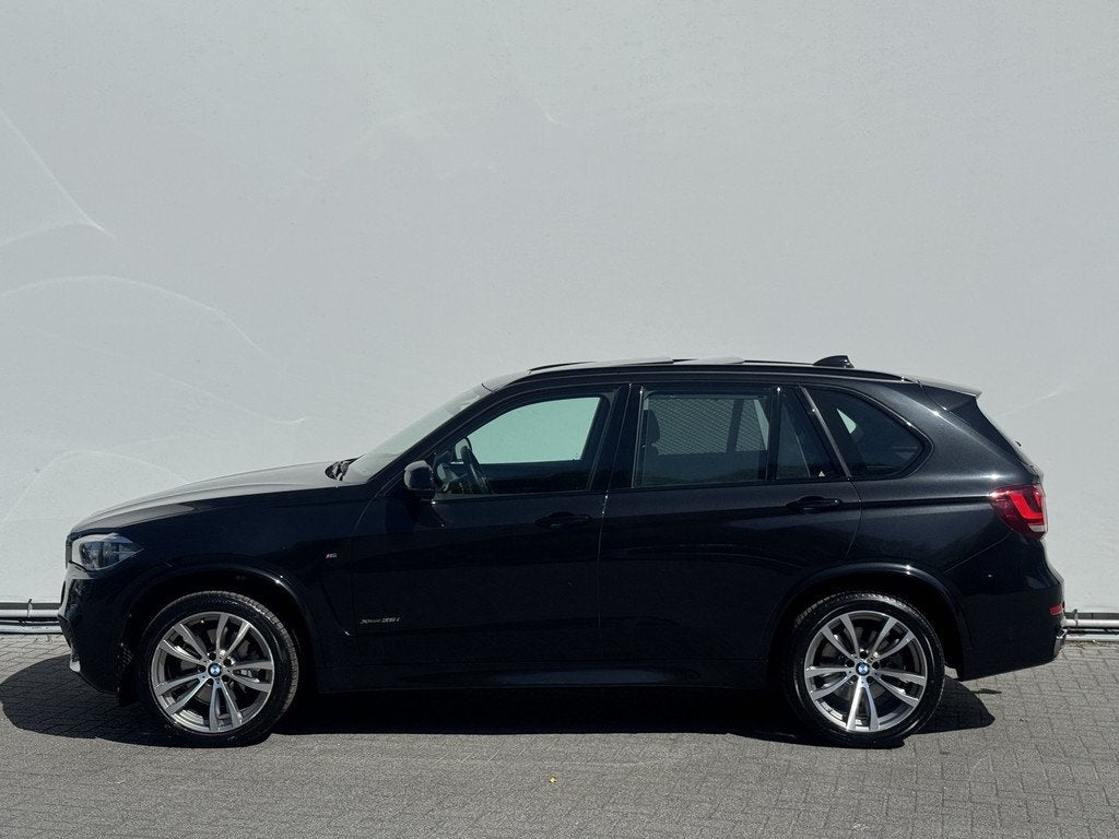 BMW X5 xDrive35i High Executive M-Sport NL Auto Trekhaak 350, Automaat, 2005 kg, Gebruikt, Automatische klimaatregeling