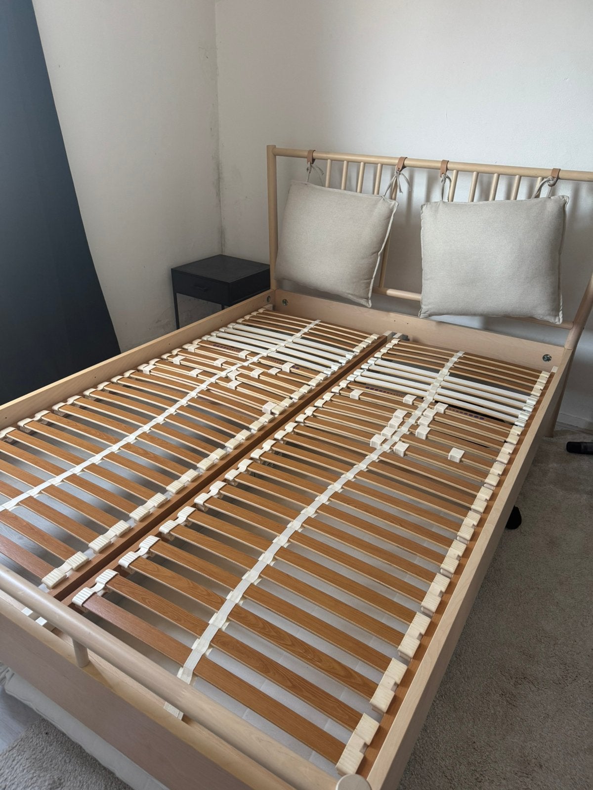 Bjorksnas 140 cm bed 150 euro, Tweepersoons, Zo goed als nieuw, 200 cm, Hout