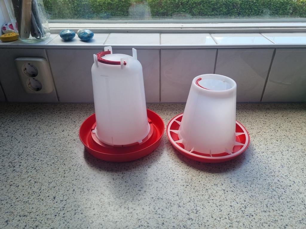 Water en voerbak kippen, Dieren en Toebehoren, Ophalen of Verzenden, Drinken en Voederen