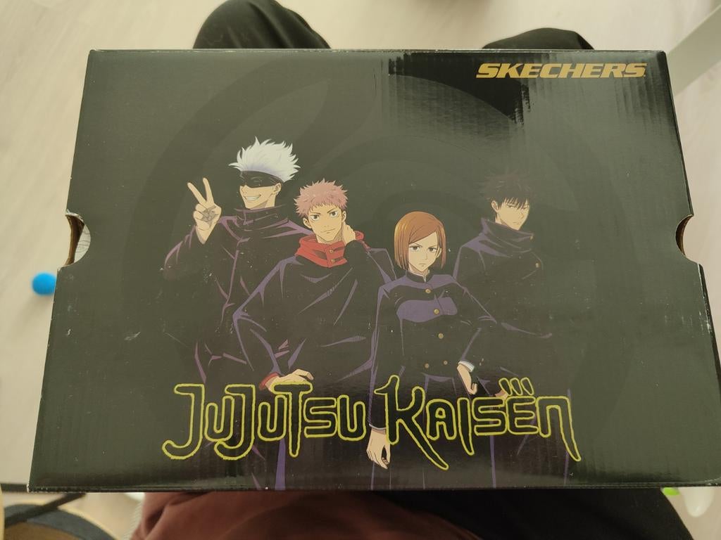 Skechers x Jujutsu Kaisen grijs, Zwart, Nieuw, Ophalen of Verzenden, Sneakers of Gympen