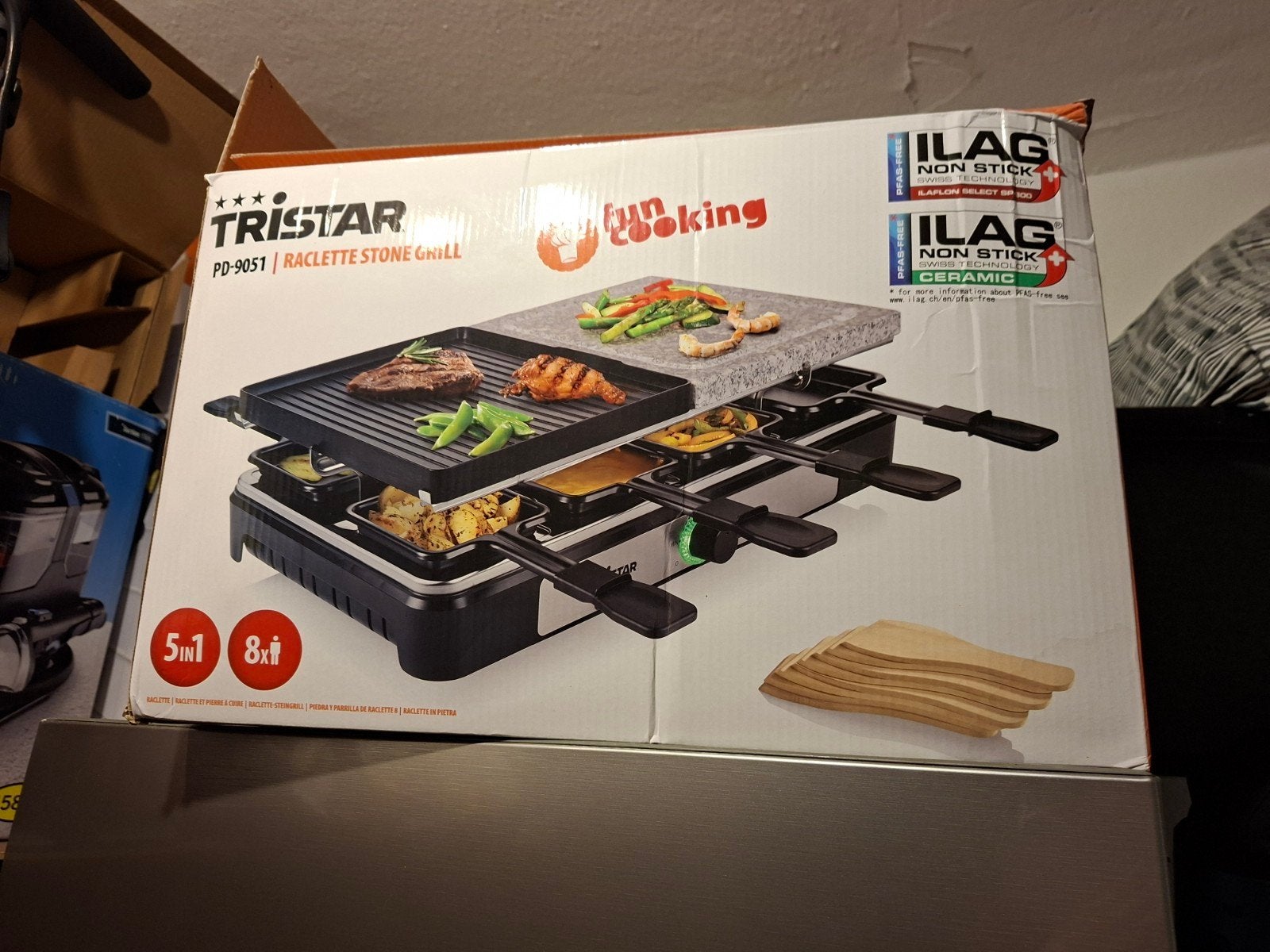 Tristar PD-9051 5-in-1 Raclette & Steengrill 8 personen, Ophalen of Verzenden, Zo goed als nieuw, 8 personen of meer