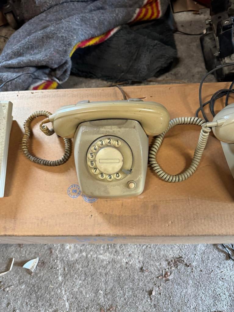 3x KPN Telefoons en draadloze telefoon in nette staat, Telecommunicatie, Vaste telefoons | Handsets en Draadloos, Ophalen, Gebruikt