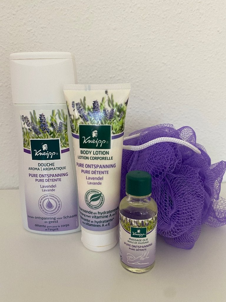 Nieuw Kneipp Lavendel Douche, Body lotion, massageolie en, Ophalen of Verzenden, Nieuw, Bodylotion, Crème of Olie