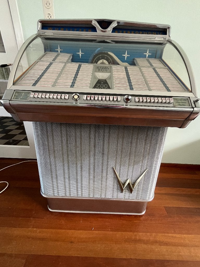 Wurlitzer 2300S jukebox origineel en gerestaureerd, Ophalen, Zo goed als nieuw, 1950 tot 1960, Wurlitzer
