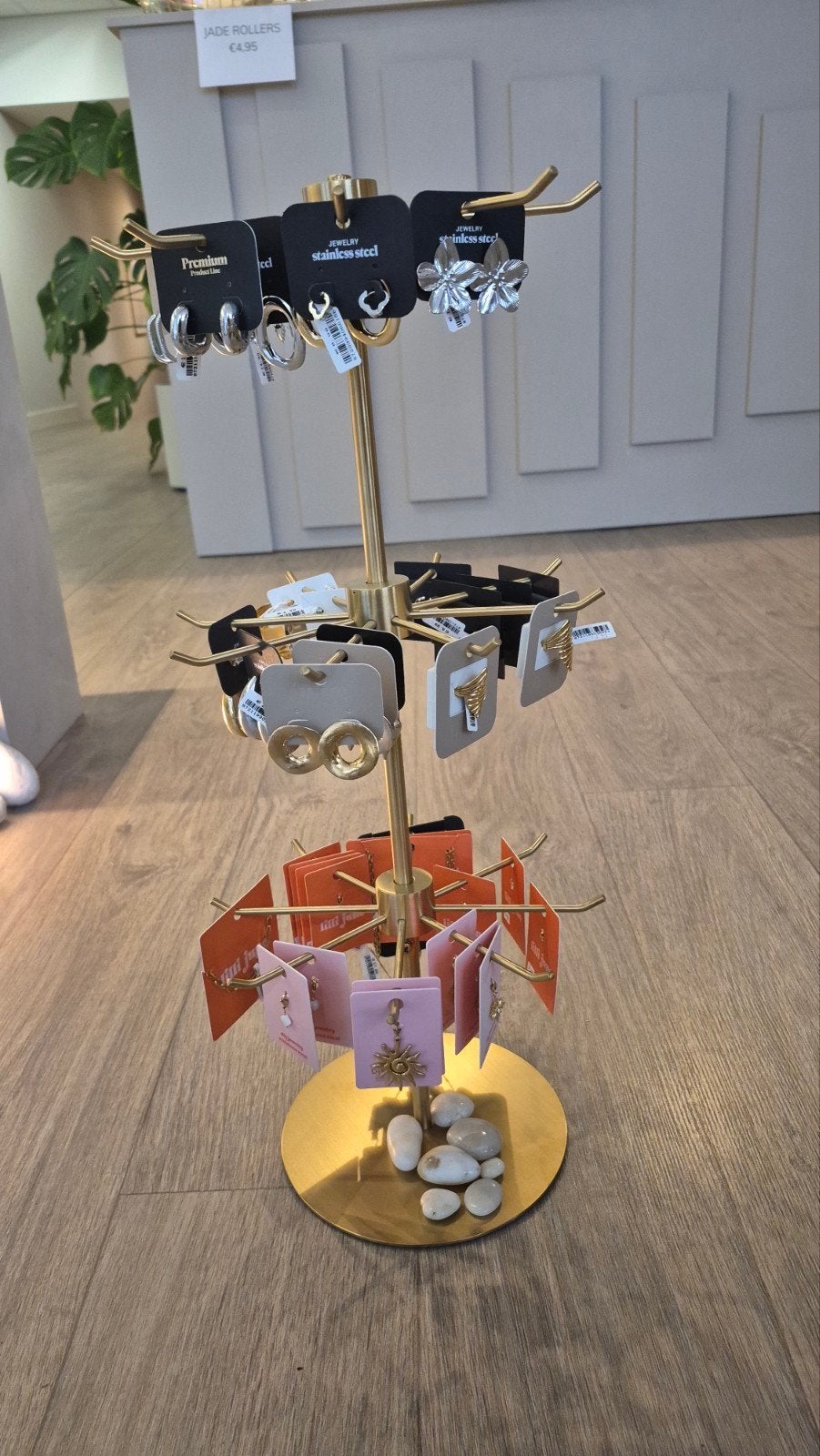 Gouden oorbellen display, Ophalen, Zo goed als nieuw, Goud, Goud