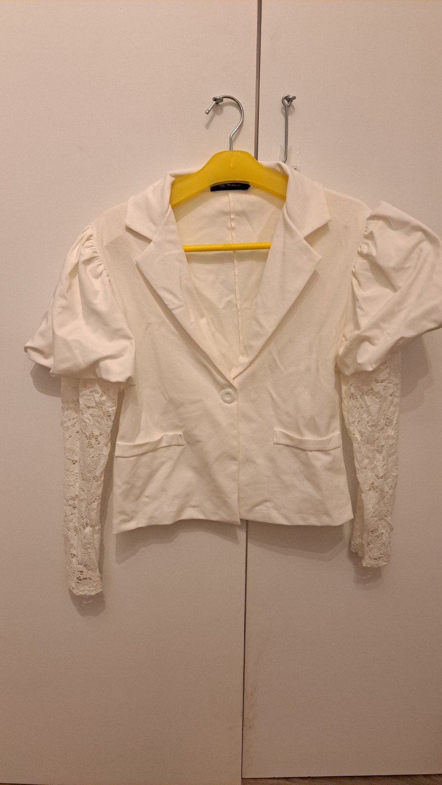 witte blazer maat M, Ophalen of Verzenden, Zo goed als nieuw, Maat 38/40 (M), Wit