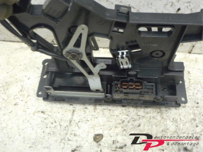 Kachel Bedieningspaneel van een Hyundai Excel, Gebruikt, -, -, Ophalen of Verzenden