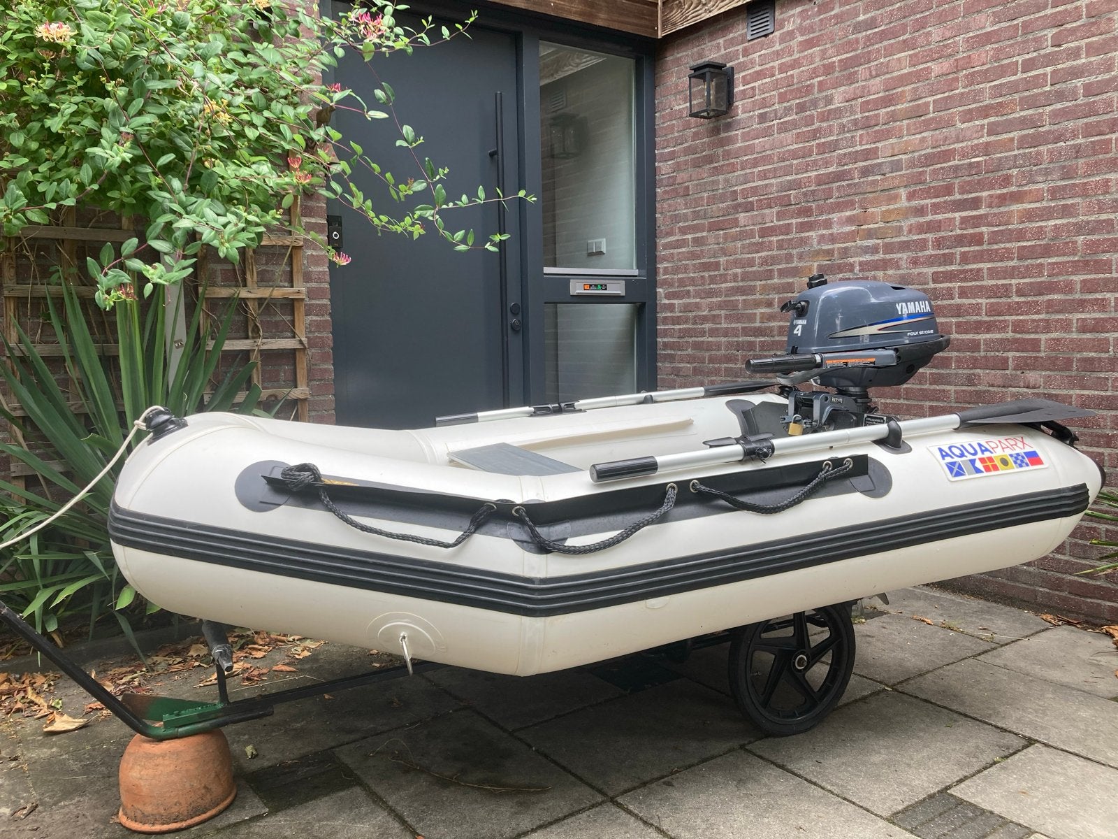 Rubberbootje met 4pk Yamha moter, Watersport en Boten, Rubberboten, Afdekzeil, Airdeck, Gebruikt, Ophalen of Verzenden