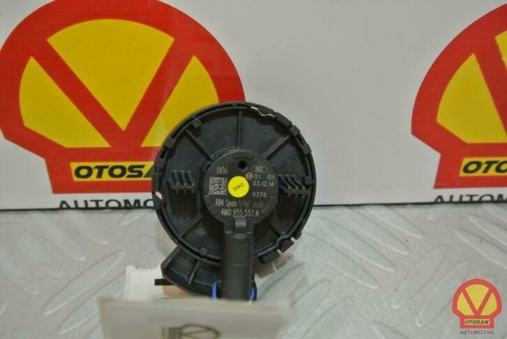 audi a4 a5 q7 rs5 s5 crashsensor druksensor 4m0955557a