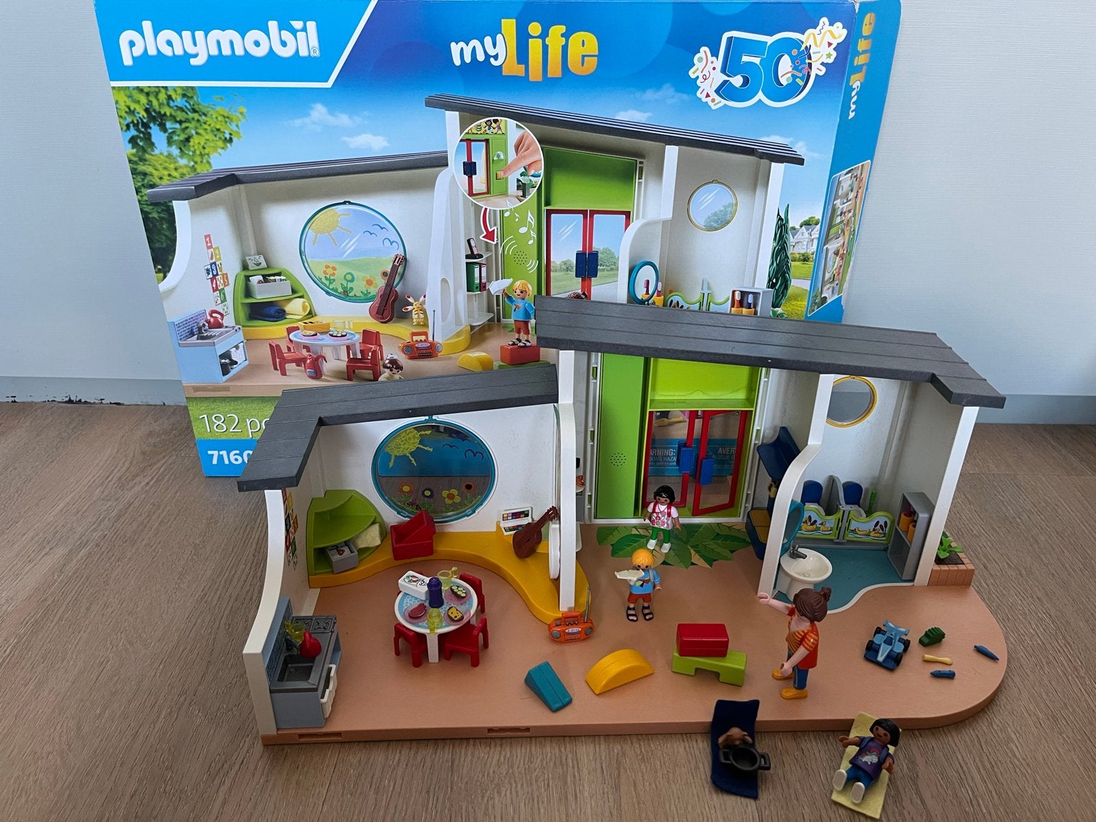 71601 Playmobil My Life Kinderdagverblijf -Zo goed als nieuw, Gebouw, Complete set, Ophalen of Verzenden, Zo goed als nieuw