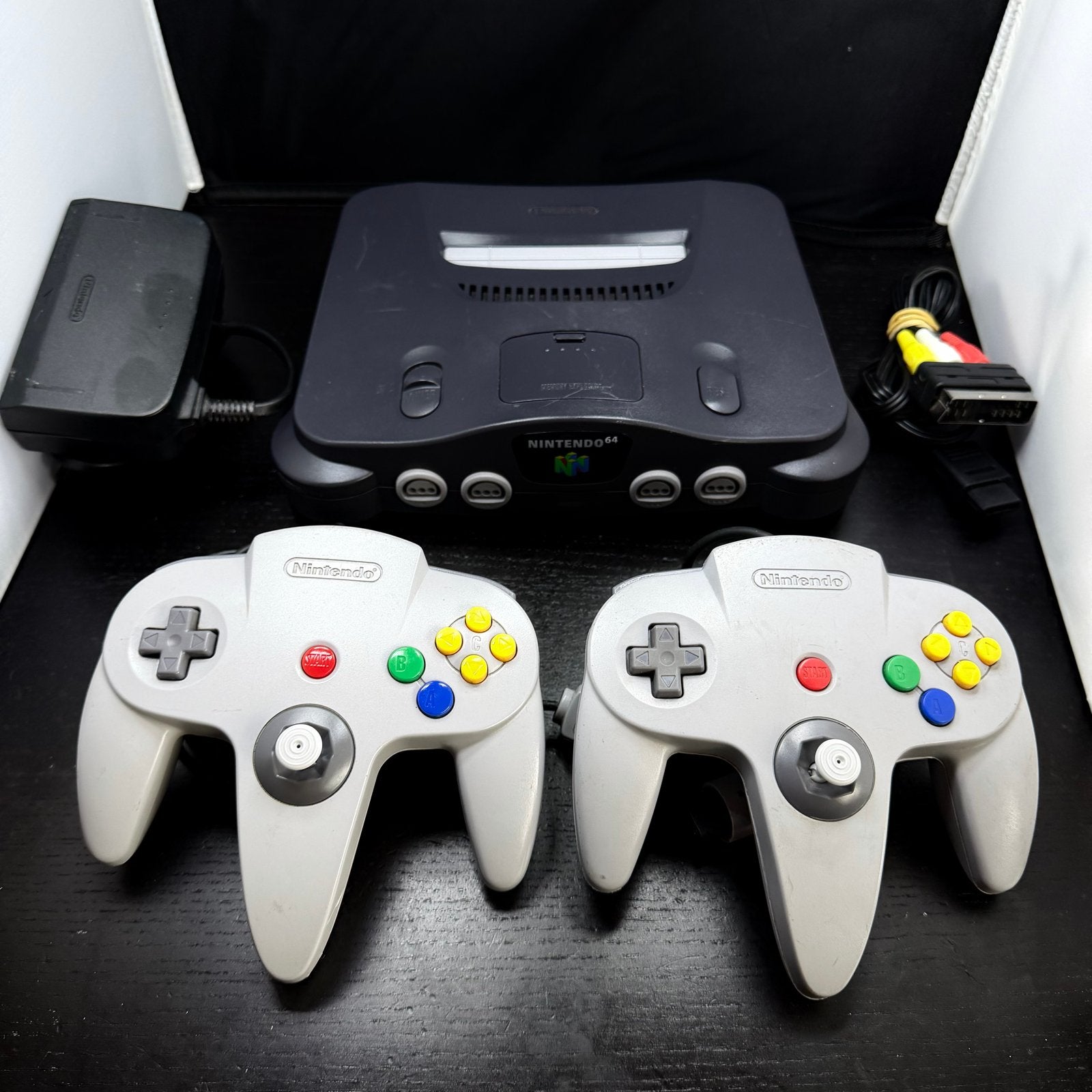 Nintendo 64 Console met 2 Controllers - Werkt Perfect, Gebruikt, Z, Met 2 controllers, Ophalen of Verzenden