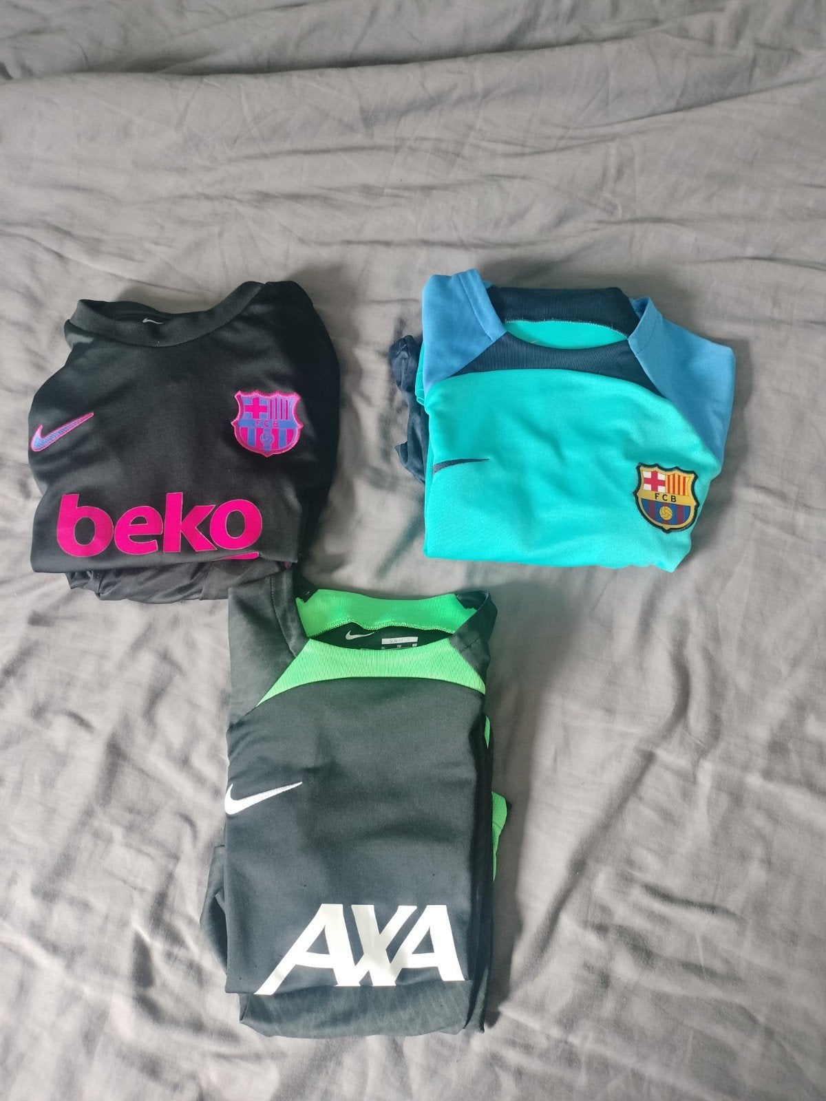 3x kinder voetbaltenue maat 158-170, Maat XS of kleiner, Ophalen of Verzenden