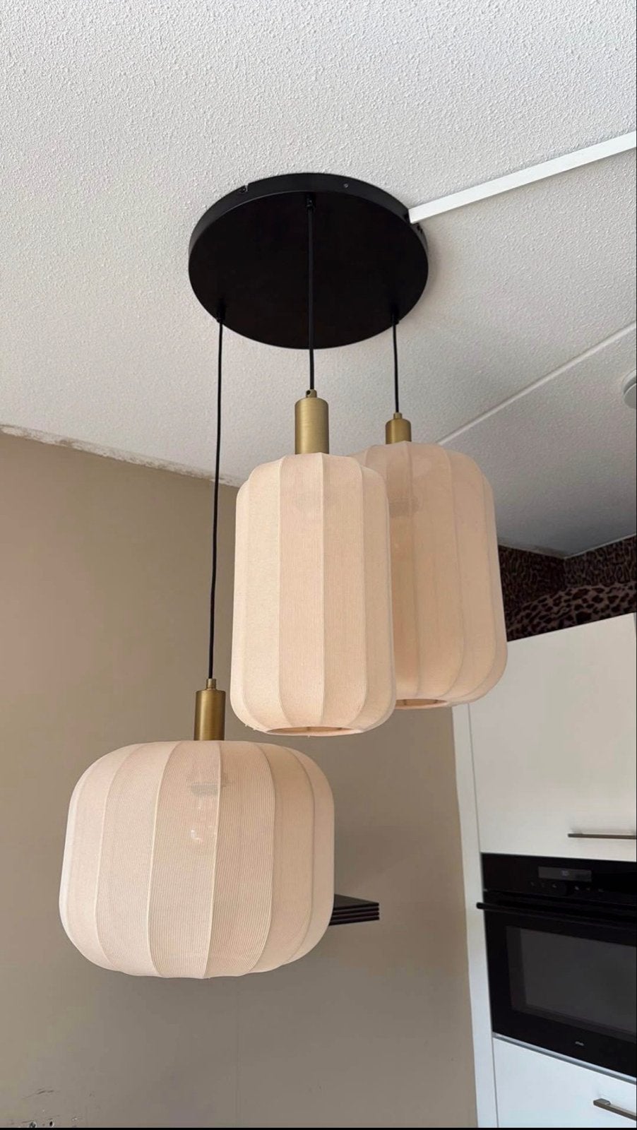 Japandi hanglamp zwart/goud met beige kap - 3-lichts, Ophalen, Zo goed als nieuw, Metaal, E27 (groot)