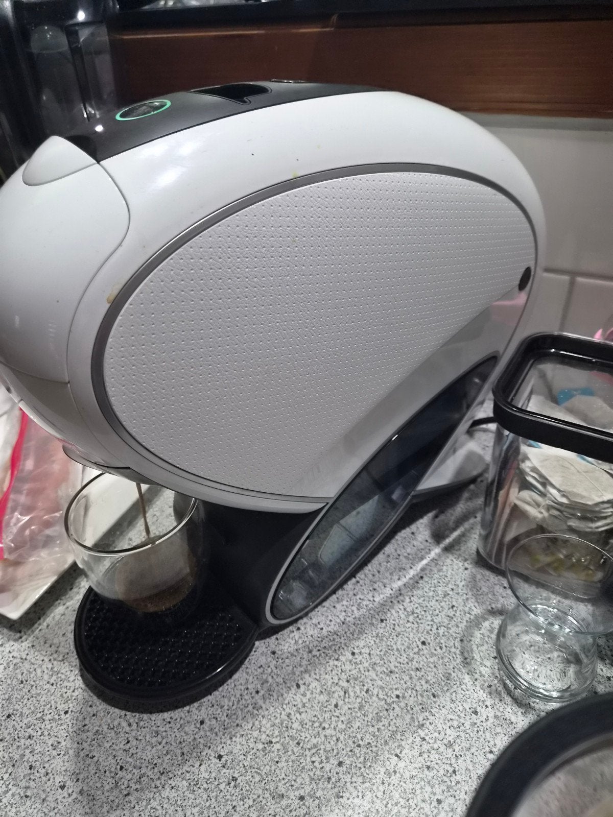 Nescafé Dolce Gusto Neo Latte, Koffiepads en cups, Koffiemachine, Ophalen of Verzenden, Zo goed als nieuw