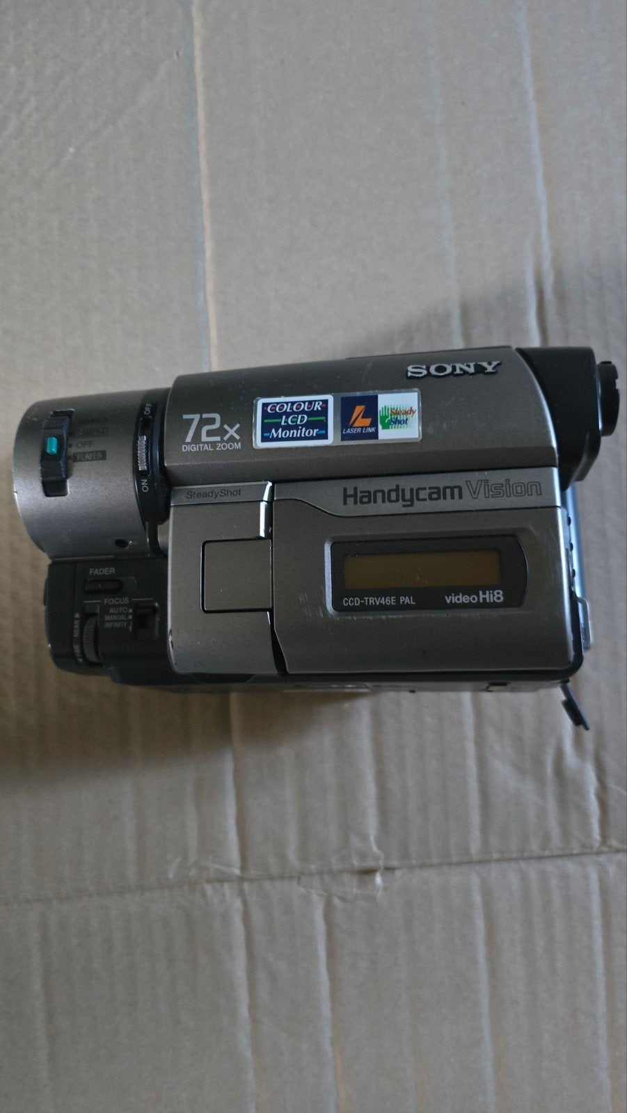 Sony Handycam Vision CCD-TRV46E PAL VideoHi8 Camcorder, Ophalen, Gebruikt, Sony, 20x of meer