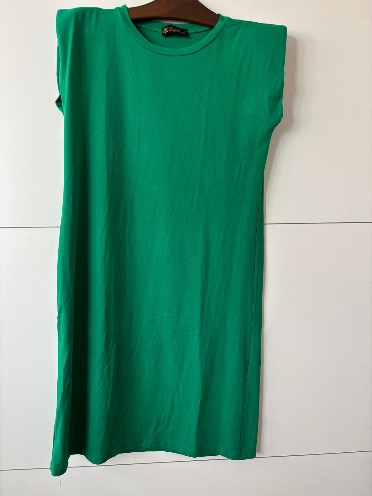 Groene jurk met korte mouwen, Maat 42/44 (L), Ophalen of Verzenden, Zo goed als nieuw, Knielengte