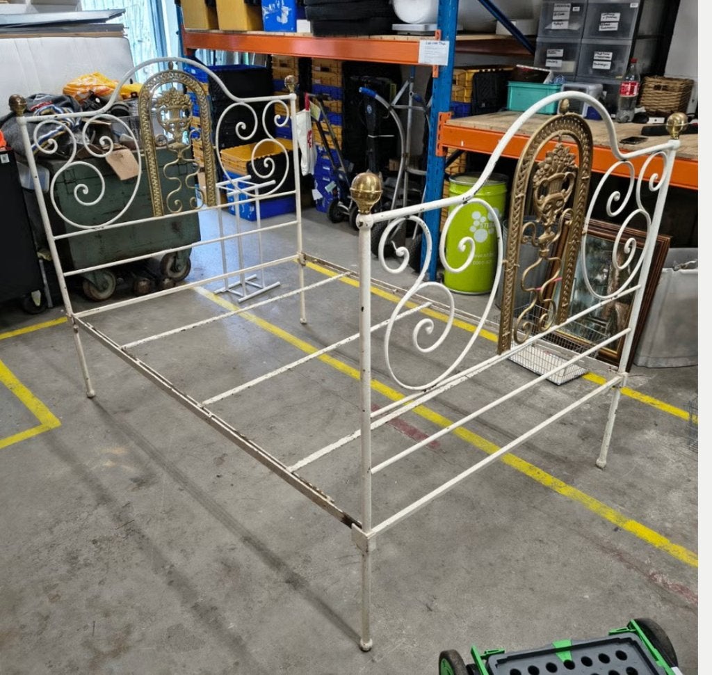 antiek Frans bed bedombouw, Ophalen