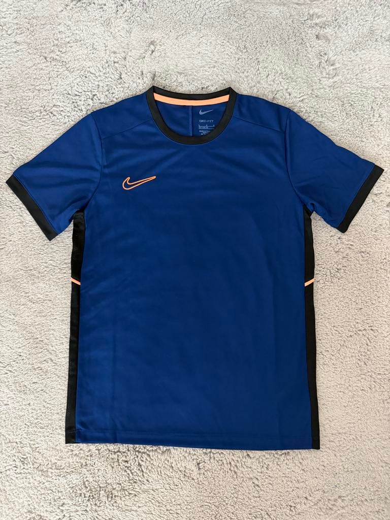 Nike Dri-Fit Voetbal T-shirt Kids (147-158 cm)Maat L - Nieuw, Ophalen of Verzenden, Nieuw, Jongen of Meisje, Sport- of Zwemkleding