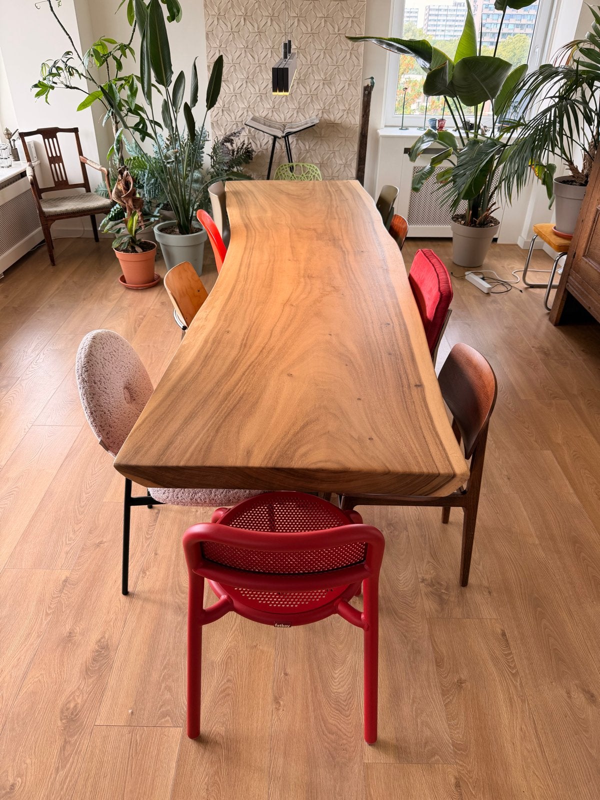 Massieve houten eettafel met metalen onderstel, Ophalen, 200 cm of meer, 50 tot 100 cm, Zo goed als nieuw