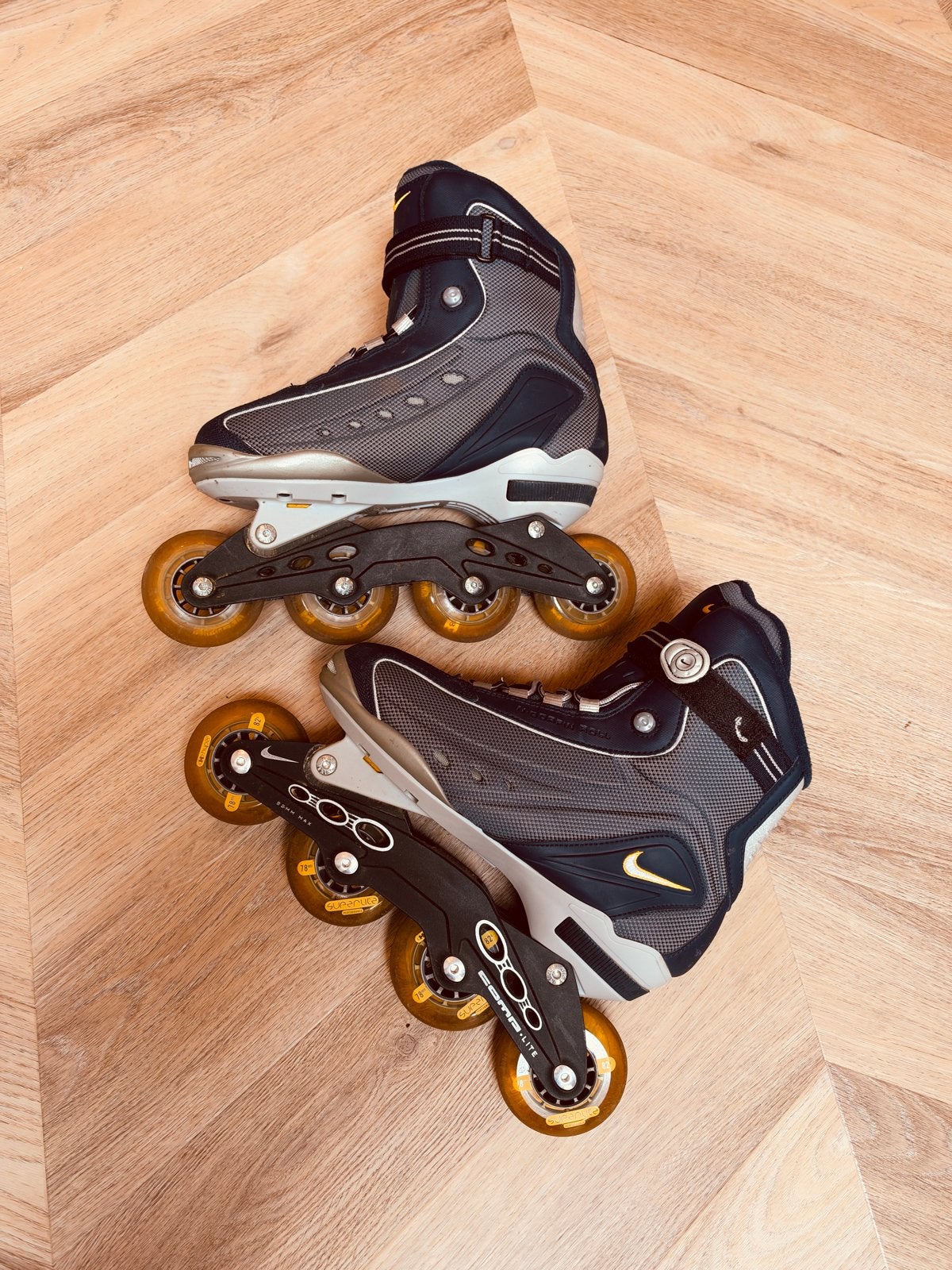 Zeer goede Nike skeelers 40,5 met Roces beschermset, Overige merken, Ophalen of Verzenden, Zo goed als nieuw, Inline skates 4 wielen