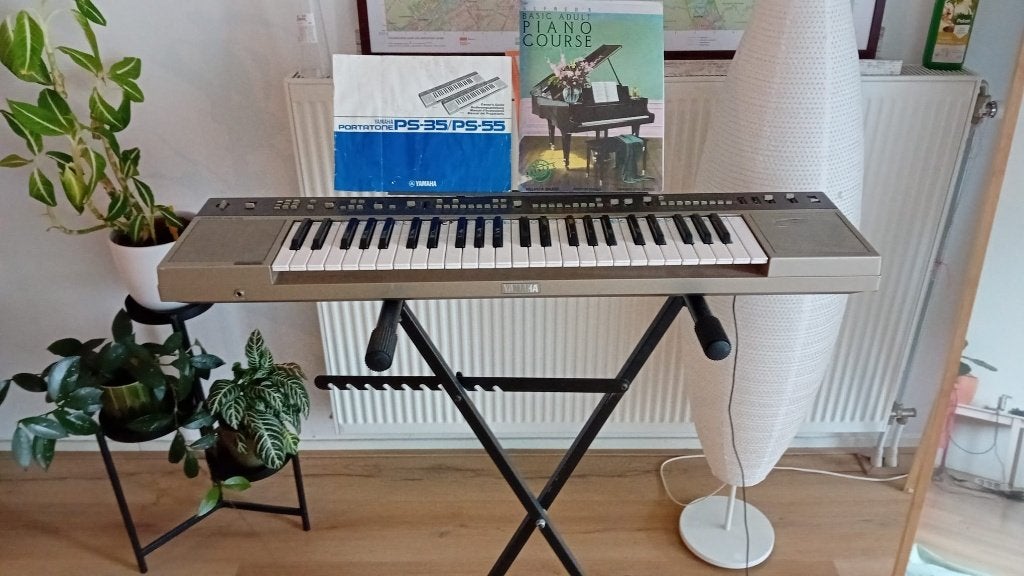 Yamaha Portatone PS-55